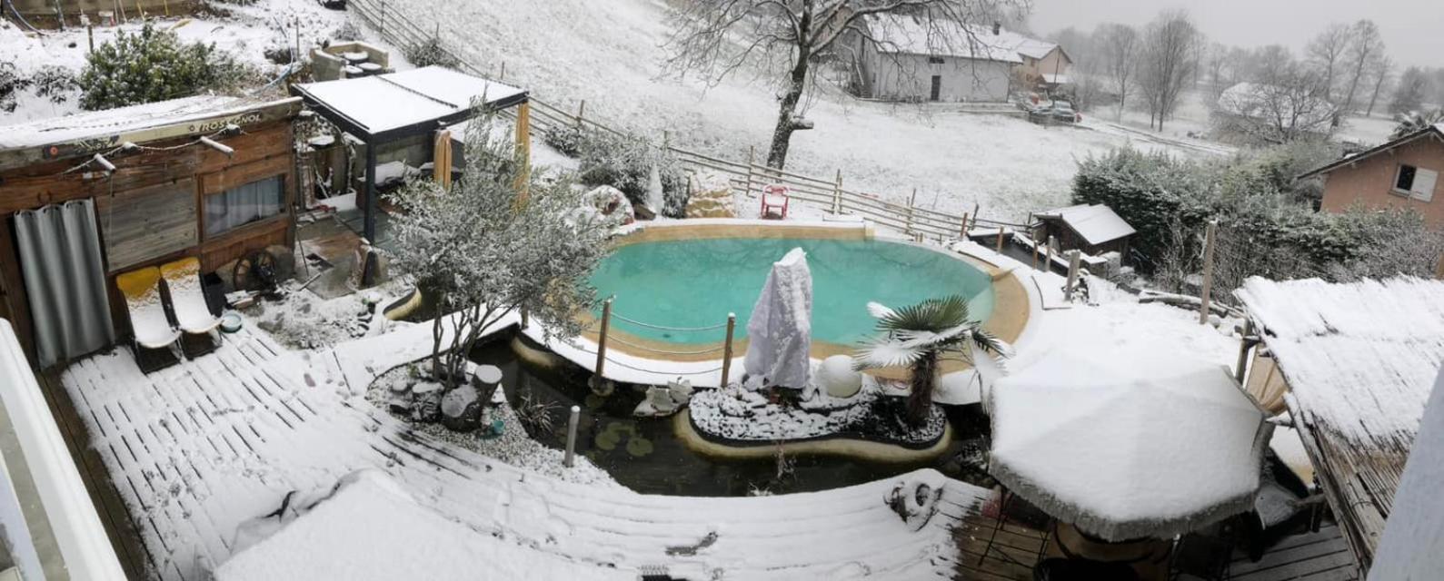 A La Marc'Quize Chambres D'Hotes, Petit Dejeuner Compris, Avec Piscine A Debordement En Exterieur, Bain Nordique A 38 Degres En Prestation Supplement Sur Reservation Horaire Anticipee 1 Place De Parking Gratuite Sur Place Mouxy Zewnętrze zdjęcie